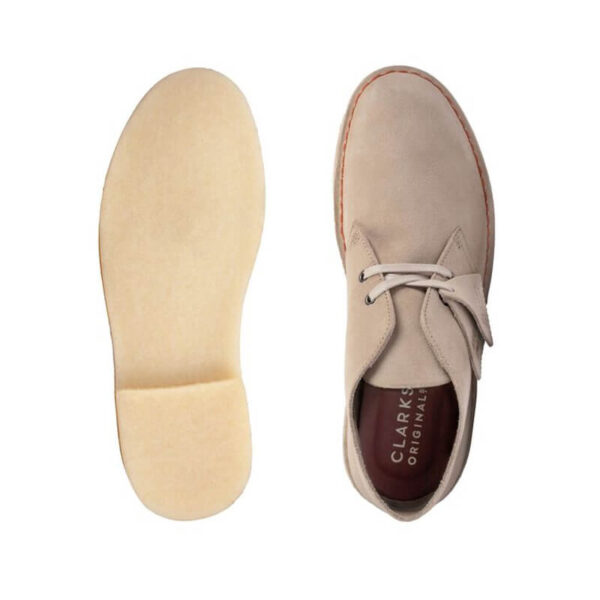 CLARKS ORIGINALS Desert Boots - Sand Suede