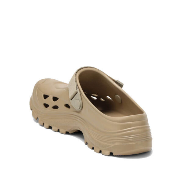 SUICOKE Mok Slippers – Beige