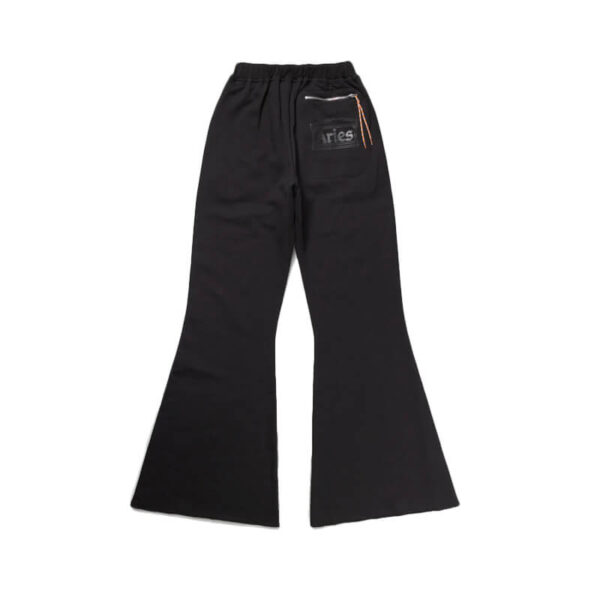 ARIES_FLAREDSWEATPANT_BLK1