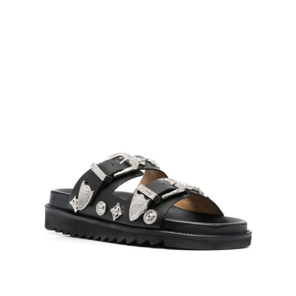 TOGA_BUCKLESANDALS_BLK3