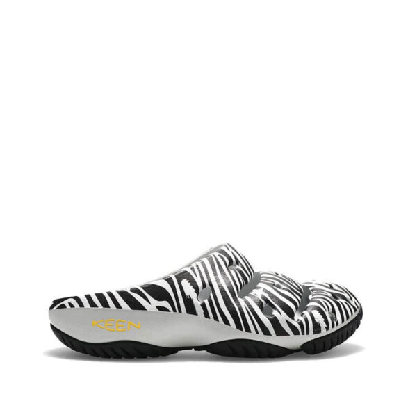 Keen_x-Atmos_Yogui-Art-Sandals_Zebra