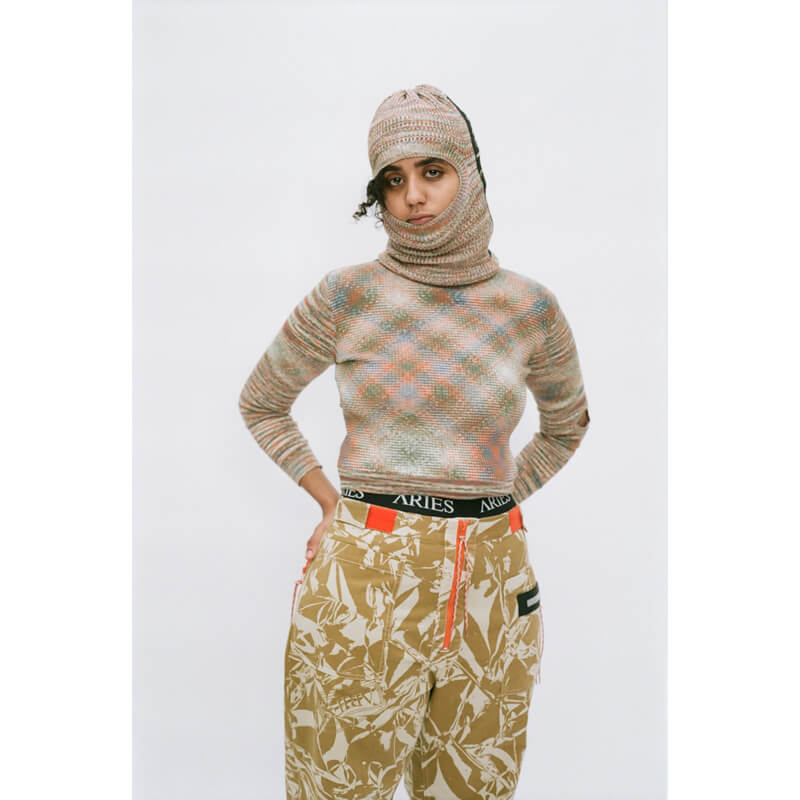 Camo shop walking trousers