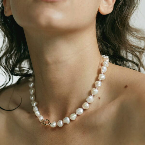 LABRO big pearl necklace pink 1