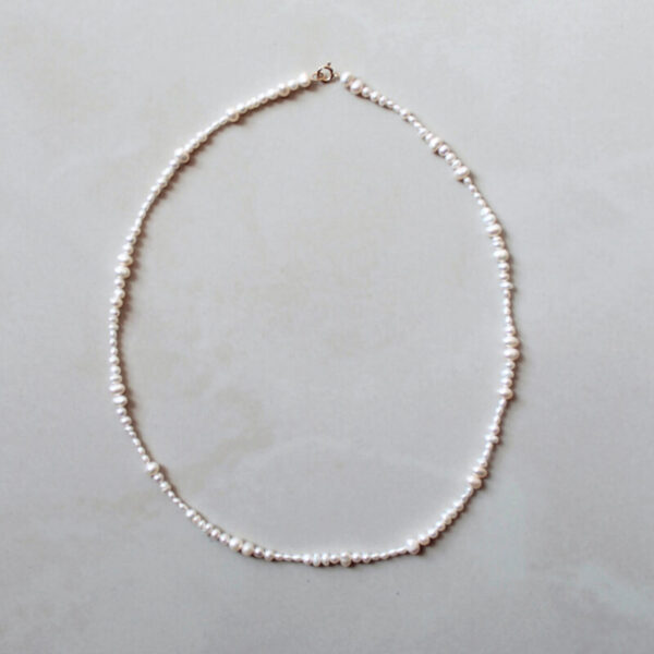 LABRO piccolo pearl necklace white 1