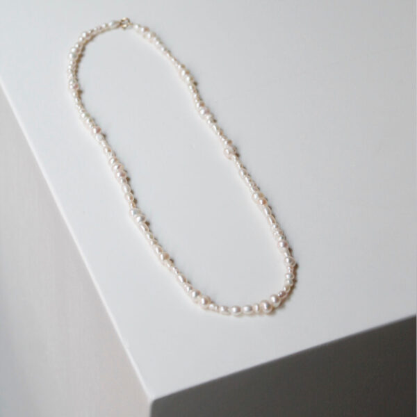 LABRO piccolo pearl necklace white 2