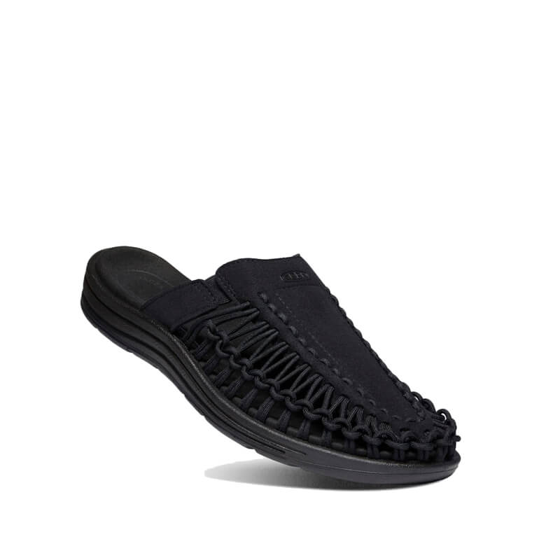 KEEN UNEEK II Slide Sandals - Black | THEROOM
