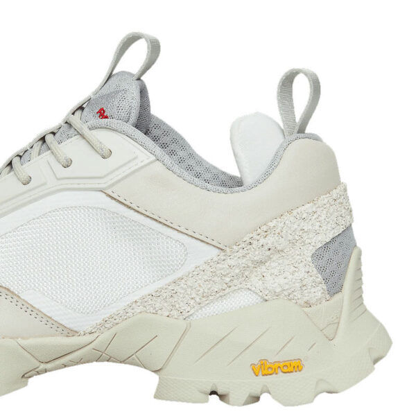 ROA Hiking Lhakpa Sneakers - Off White