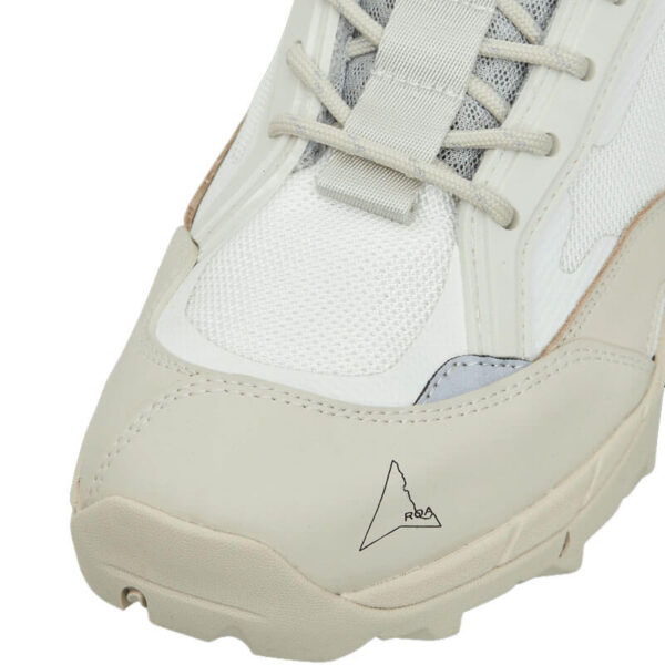 ROA Hiking Lhakpa Sneakers - Off White