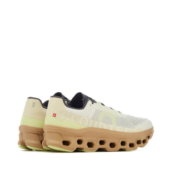 ON-RUNNING-Cloudmonster-Cream-Dune-5