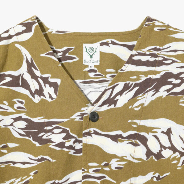 SOUTH2 WEST8 V-Neck Army Shirt - Tiger Flannel Pt.
