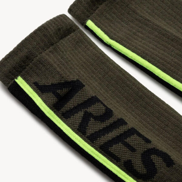 ARIES-ARISE-Credit-Card-Socks-Olive