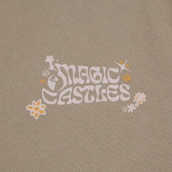 MAGIC CASTLES Each To Tee - Toffee